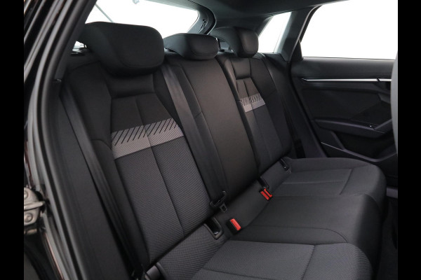 Audi A3 Sportback 30 TFSI Advanced edition 110 pk S-tronic | Navigatie | Parkeersensoren achter | LED koplampen | Cruise control | Apple Carplay/Android Auto |