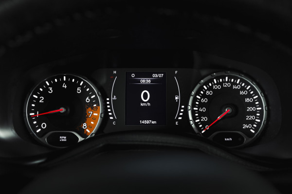 Jeep Renegade 1.6 E-Torq Night Eagle II 111PK | Cruise | PDC | NAV | ECC | DAB | LM 18" |