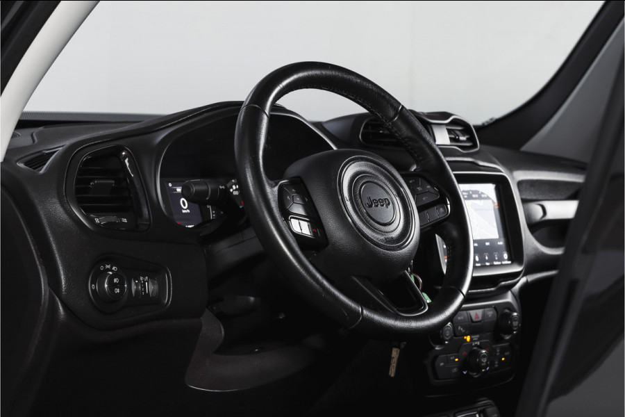 Jeep Renegade 1.6 E-Torq Night Eagle II 111PK | Cruise | PDC | NAV | ECC | DAB | LM 18" |