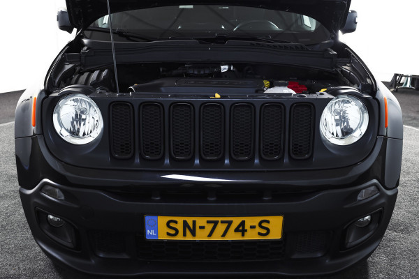 Jeep Renegade 1.6 E-Torq Night Eagle II 111PK | Cruise | PDC | NAV | ECC | DAB | LM 18" |