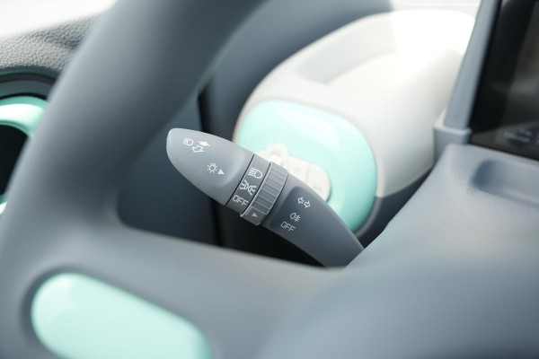 Bontu Mango Airco Radio/Bluetooth Camera 4 zitplaatsen