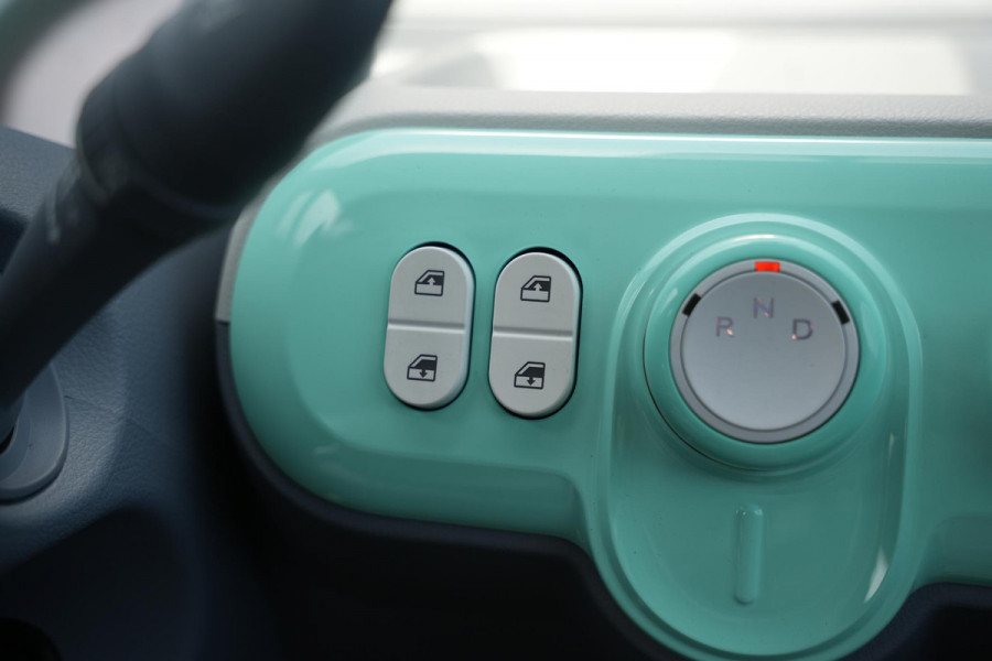 Bontu Mango Airco Radio/Bluetooth Camera 4 zitplaatsen