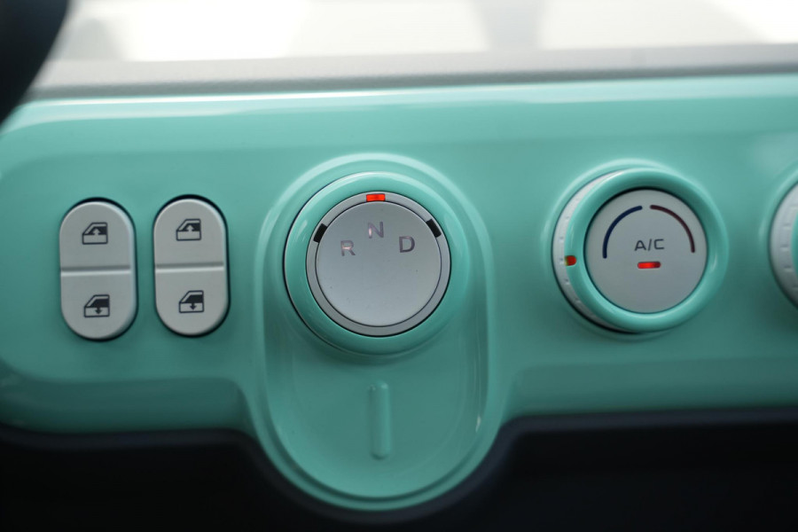 Bontu Mango Airco Radio/Bluetooth Camera 4 zitplaatsen