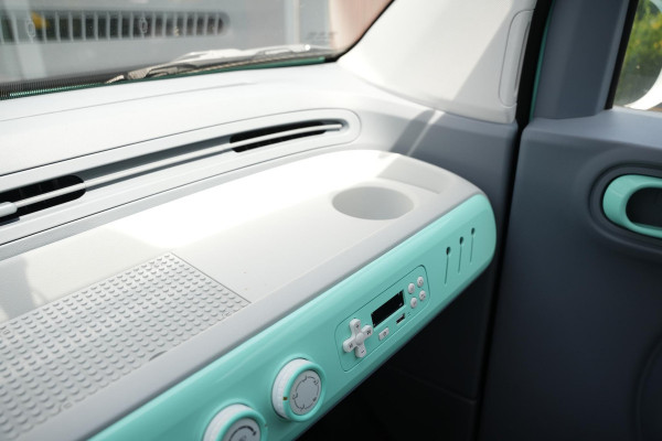 Bontu Mango Airco Radio/Bluetooth Camera 4 zitplaatsen