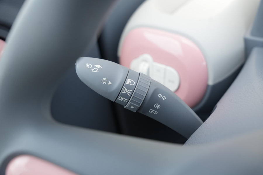 Bontu Mango Airco Radio/Bluetooth Camera 4 zitplaatsen