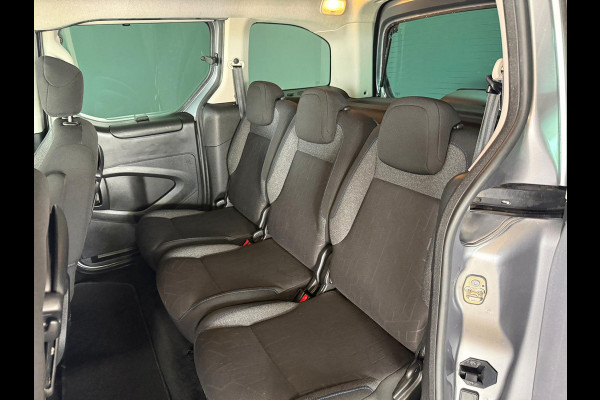 Peugeot Partner Tepee 1.2 PureTech Allure | Navigatie | Trekhaak | Distrb vernieuwd.