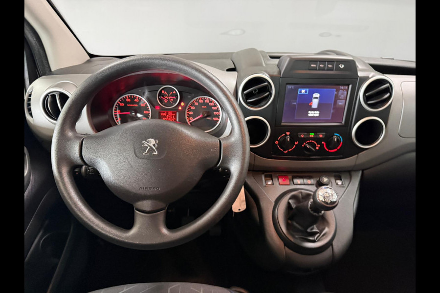 Peugeot Partner Tepee 1.2 PureTech Allure | Navigatie | Trekhaak | Distrb vernieuwd.