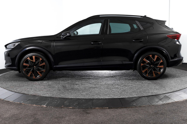 CUPRA Formentor 1.5 TSI e-Hybrid VZ Performance | Dig. Cockpit | Adapt. Cruise | Stoel-+Stuurverw. | PDC | Camera | NAV + App. Connect | ECC | Sennheiser | Elek. Klep | LM 19" | 5475