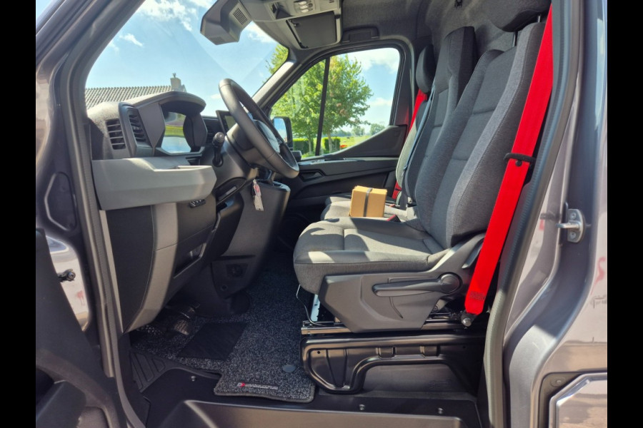 Renault Master 150.35 Red Edition L2H2 Trekhaak 2500 Kg BPM Vrij 12-2024