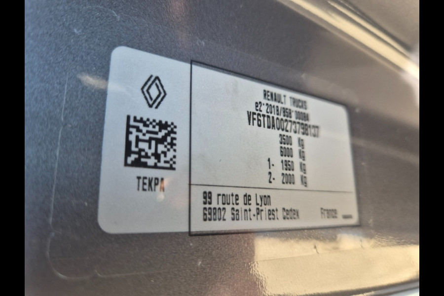 Renault Master 150.35 Red Edition L2H2 Trekhaak 2500 Kg BPM Vrij 12-2024
