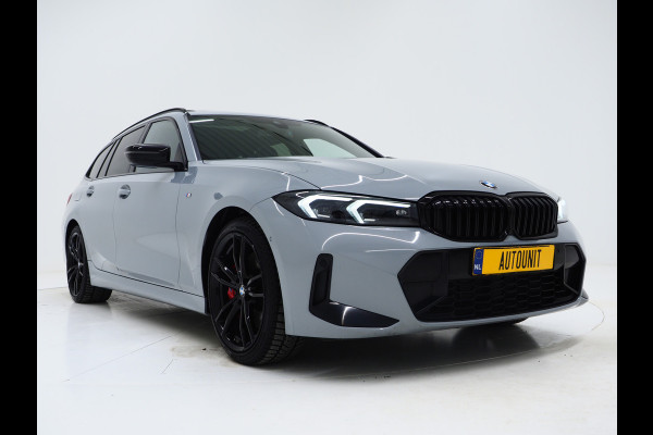 BMW 3 Serie Touring 320i M Sport Pro Brooklyn Grey | M Pro Stoelen | Panoramadak | Harman/Kardon | Carbon | Camera | Memory | Sfeerlicht