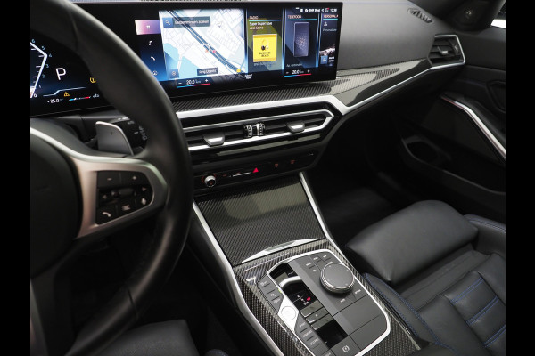BMW 3 Serie Touring 320i M Sport Pro Brooklyn Grey | M Pro Stoelen | Panoramadak | Harman/Kardon | Carbon | Camera | Memory | Sfeerlicht