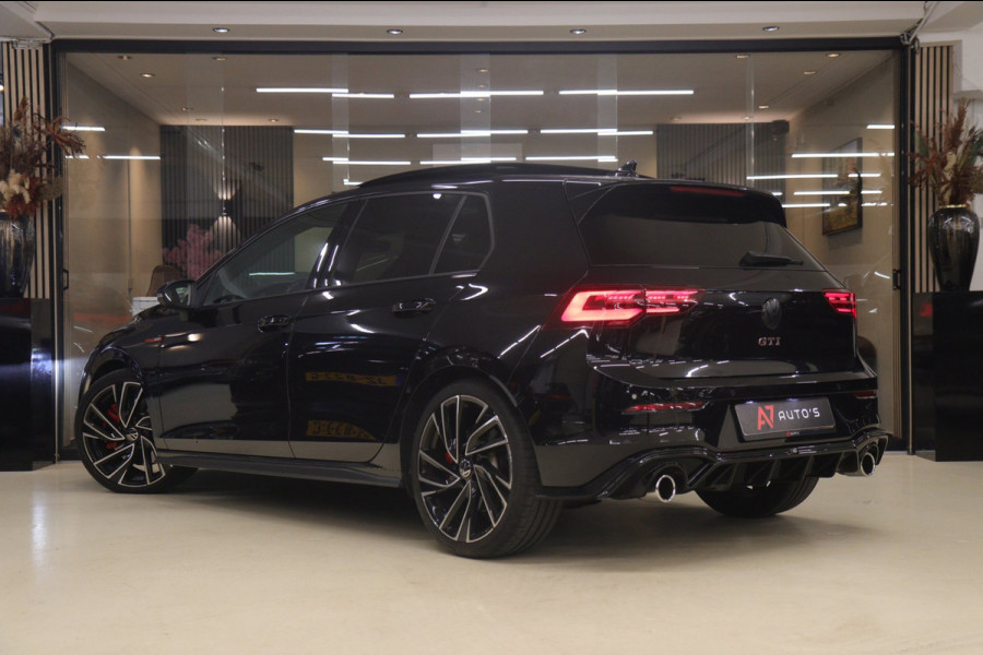 Volkswagen Golf 2.0 TSI GTI PANO/H&K/IQ-LIGHT/KEYLESS/CARPLAY/CAM/VOLL