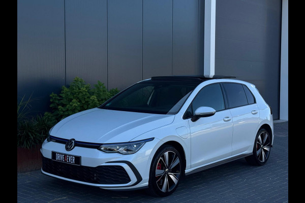 Volkswagen Golf 1.4 eHybrid GTE 245pk FULL PANO|NAVI|CAMERA|IQ LIGHT|LED|CARPLAY|BLINDSPOT