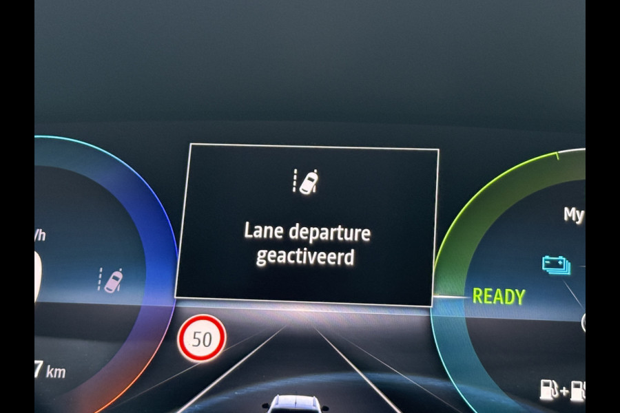 Renault Mégane Estate 1.6 E-Tech Plug-In Hybrid 160 Business Edition One | Apple Carplay | Stoel/stuurverwarming | Full LED | Keyless