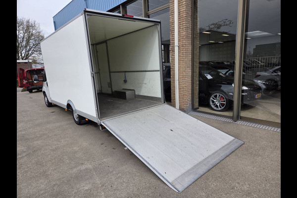 Citroën Jumper / Peugeot Boxer 140 PK Lowliner Laadklep / Oprijklep Lage instap Airco Cruisecontrol