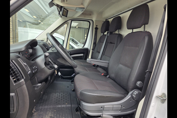 Citroën Jumper / Peugeot Boxer 140 PK Lowliner Laadklep / Oprijklep Lage instap Airco Cruisecontrol