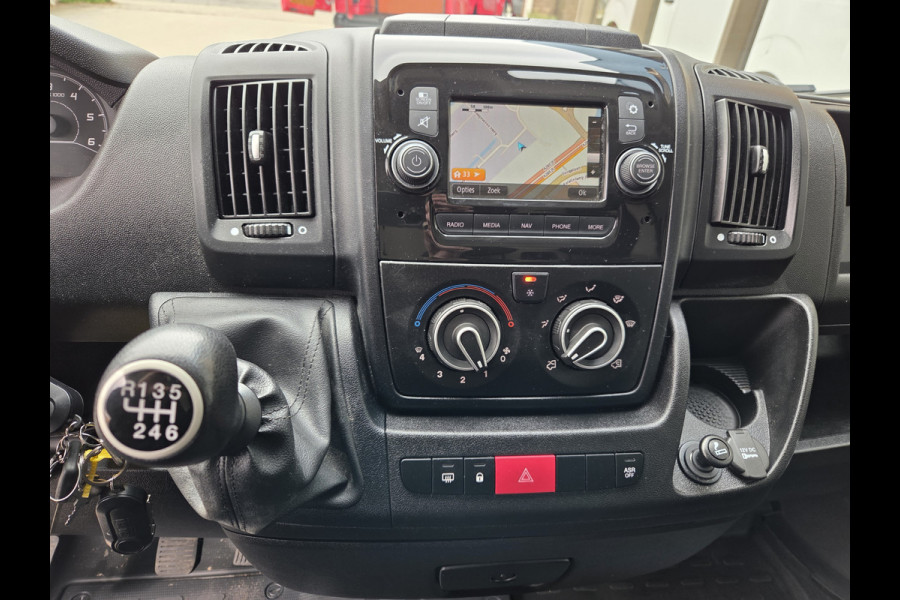 Citroën Jumper / Peugeot Boxer 140 PK Lowliner Laadklep / Oprijklep Lage instap Airco Cruisecontrol