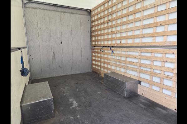 Renault Master / Peugeot Boxer 140 PK Lowliner Laadklep / Oprijklep Lage instap Airco Cruisecontrol