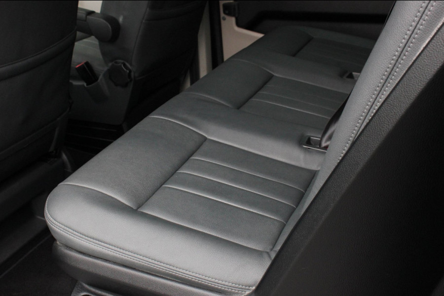 Volkswagen Transporter 2.0 TDI L2H1 DC 204PK JB-EDITION DSG / PDC / DUBBEL CABINE / LEDEREN BEKLEDING / FULL / APPLE CARPLAY /NAVI