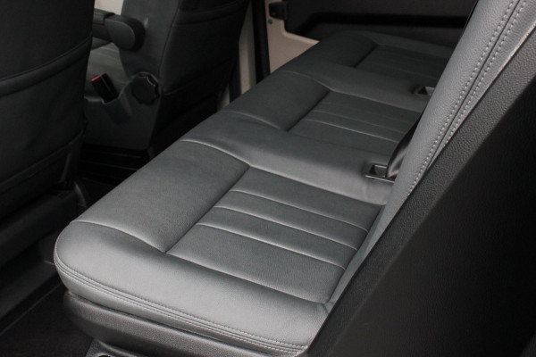 Volkswagen Transporter 2.0 TDI L2H1 DC 204PK JB-EDITION DSG / PDC / DUBBEL CABINE / LEDEREN BEKLEDING / FULL / APPLE CARPLAY /NAVI