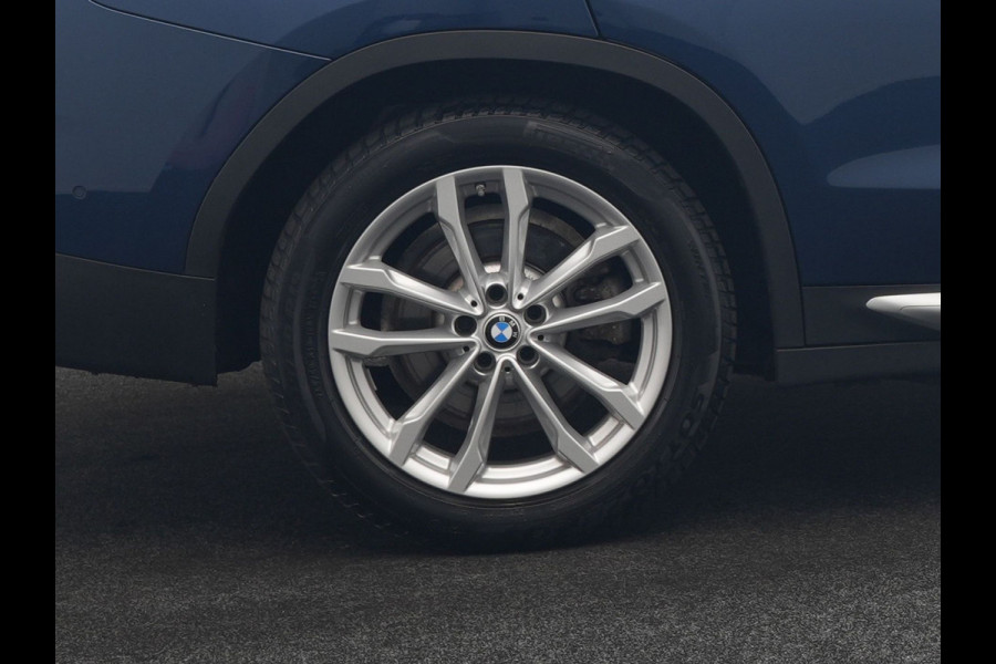BMW X3 xDrive30e High Executive PHEV 293pk Dealer O.H | Trekhaak Af Fabriek | Panodak | Head Up | Adaptive Cruise | Camera | Laser LED | Hifi Audio | Lederen Sportstoelen Memory & Ventilatie | Keyless | Apple Carplay | Stoelverwarming | Navigatie | Virtual | DAB | 18" L.M | Plug In Hybrid |