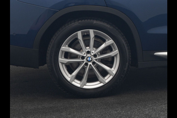 BMW X3 xDrive30e High Executive PHEV 293pk Dealer O.H | Trekhaak Af Fabriek | Panodak | Head Up | Adaptive Cruise | Camera | Laser LED | Hifi Audio | Lederen Sportstoelen Memory & Ventilatie | Keyless | Apple Carplay | Stoelverwarming | Navigatie | Virtual | DAB | 18" L.M | Plug In Hybrid |
