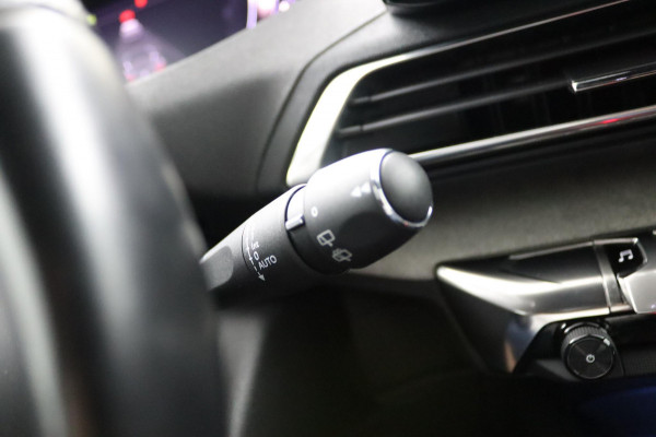 Peugeot 5008 1.2 GT FACELIFT*ACC*NAVI*ECC*CAM*LED*CARPLAY*7PERS