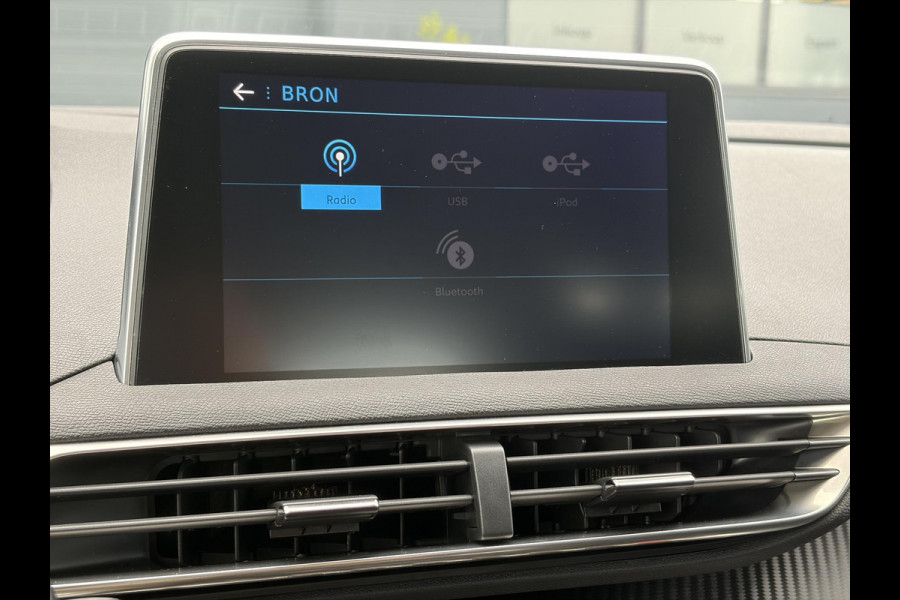 Peugeot 5008 1.2 PureTech Active 1e Eigenaar,D-riem 12-2023,Trekhaak,7 Persoons,6 Bak,Carplay,Clima,Cruise,131pk,Pdc,Dealer Onderhouden,N.A.P,Apk tot 05-2027