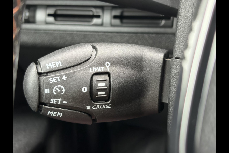Peugeot 5008 1.2 PureTech Active 1e Eigenaar,D-riem 12-2023,Trekhaak,7 Persoons,6 Bak,Carplay,Clima,Cruise,131pk,Pdc,Dealer Onderhouden,N.A.P,Apk tot 05-2027