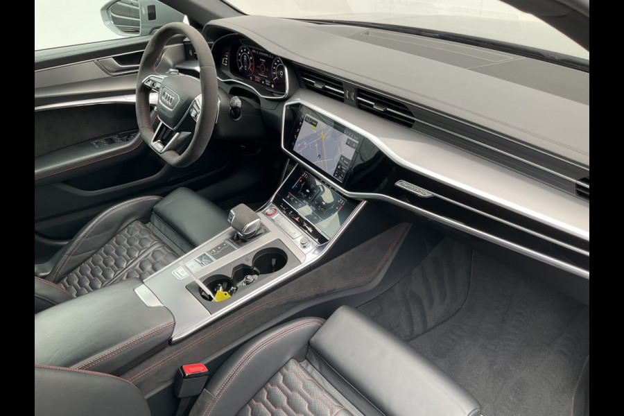Audi RS6 4.0 TFSI 600PK Ceramic HUD Carbon Nardo 4WS Pano.dak Softclose B&O 360° Dealer-Serviced!