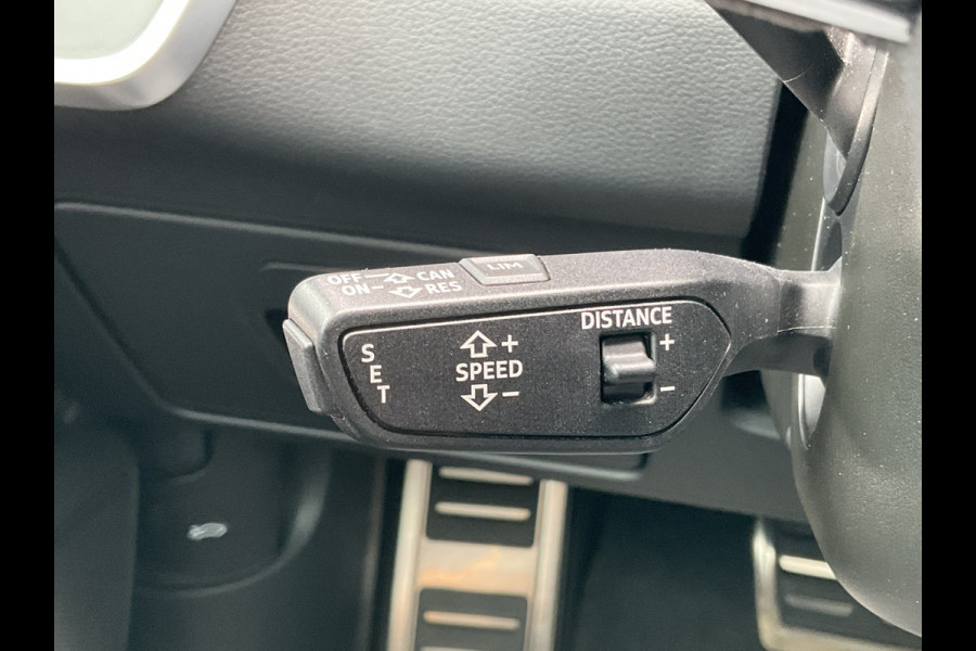 Audi RS6 4.0 TFSI 600PK Ceramic HUD Carbon Nardo 4WS Pano.dak Softclose B&O 360° Dealer-Serviced!
