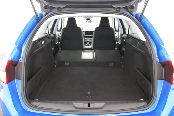 Peugeot 308 SW 1.2 Allure*CARPLAY*ACC*NAVI*ECC*CAM*MASSAGE*