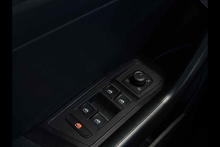 Volkswagen T-Roc 1.5 TSI Style DSG NAVI|PDC|TREKHAAK|AIRCO|MF STUUR|ELEK PAKKET