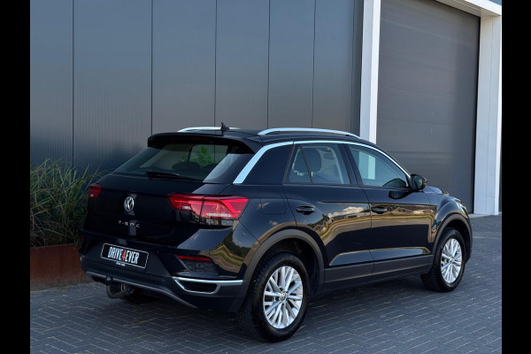 Volkswagen T-Roc 1.5 TSI Style DSG NAVI|PDC|TREKHAAK|AIRCO|MF STUUR|ELEK PAKKET