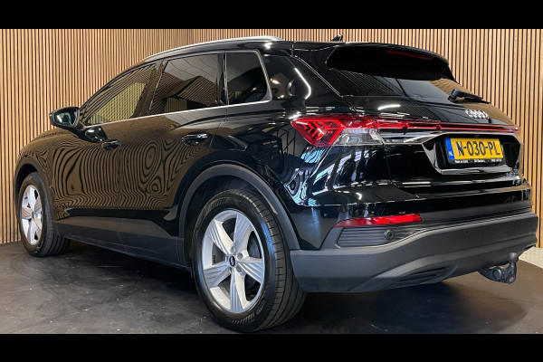 Audi Q4 e-tron 40 Advanced edition 77 kWh|89% SOH|ELEK.TREKHAAK|ACC|CARPLAY|CAMERA|STOELVERWARM.|NAP|NL-AUTO|INCL.BTW|1e EIGENAAR|