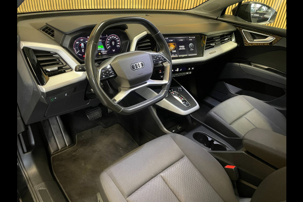 Audi Q4 e-tron 40 Advanced edition 77 kWh|89% SOH|ELEK.TREKHAAK|ACC|CARPLAY|CAMERA|STOELVERWARM.|NAP|NL-AUTO|INCL.BTW|1e EIGENAAR|