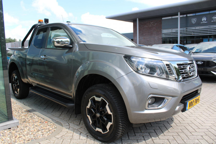Nissan Navara 2.3 dCi N-Connecta King Cab 163pk Trekhaak | Navigatie | Stoelverwarming | Rondom camera zicht | 3.500kg Trekgewicht!