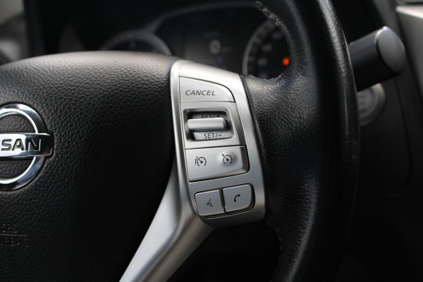 Nissan Navara 2.3 dCi N-Connecta King Cab 163pk Trekhaak | Navigatie | Stoelverwarming | Rondom camera zicht | 3.500kg Trekgewicht!