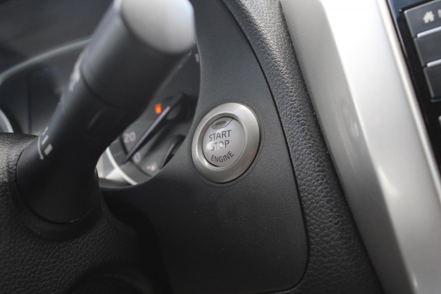 Nissan Navara 2.3 dCi N-Connecta King Cab 163pk Trekhaak | Navigatie | Stoelverwarming | Rondom camera zicht | 3.500kg Trekgewicht!