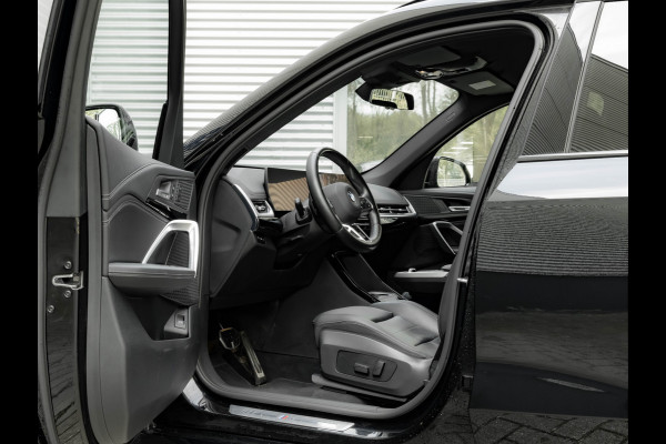 BMW X1 xDrive23i M-Sport - Memoryzetels - Trekhaak - 2000kg Trekgewicht