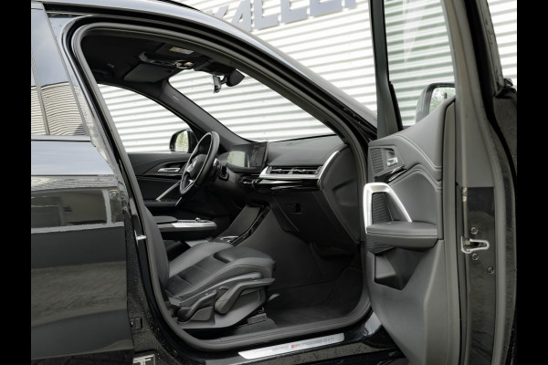 BMW X1 xDrive23i M-Sport - Memoryzetels - Trekhaak - 2000kg Trekgewicht