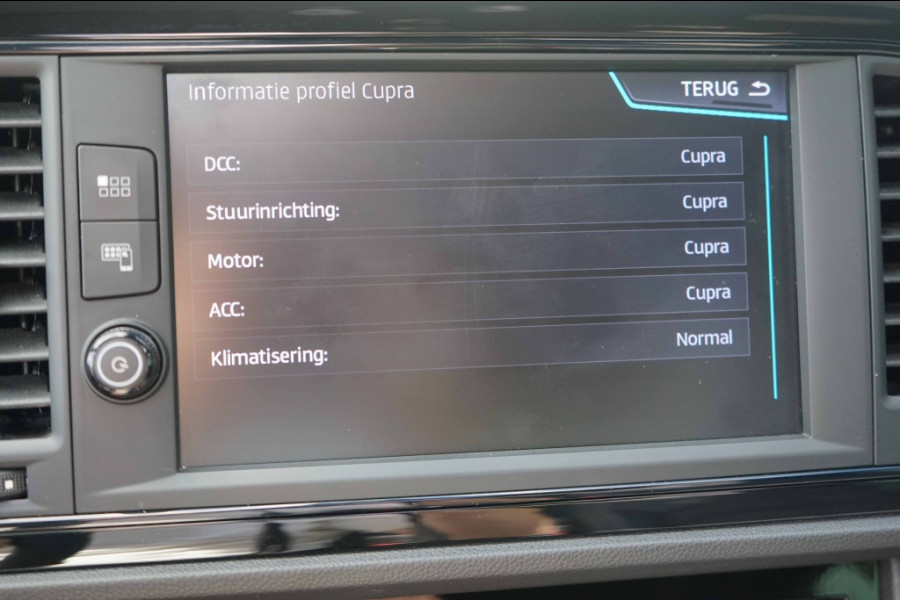 Seat Leon ST Cupra 300 4Drive Pano/Schaalstoel/Dynamic-Grey/DCC/ACC/VOL