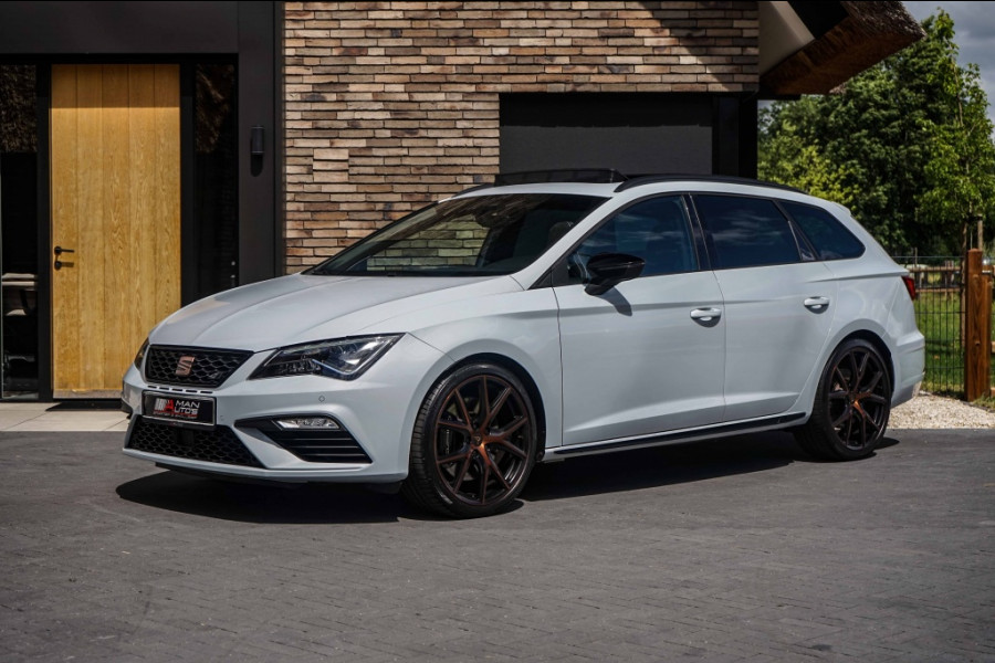 Seat Leon ST Cupra 300 4Drive Pano/Schaalstoel/Dynamic-Grey/DCC/ACC/VOL