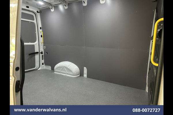 Volkswagen Crafter 2.0 TDI 140pk L3H3 L2H2 NIEUWSTAAT Euro6 Airco | Camera | Apple carplay | Android auto bijrijdersbank, 3000kg trekvermogen