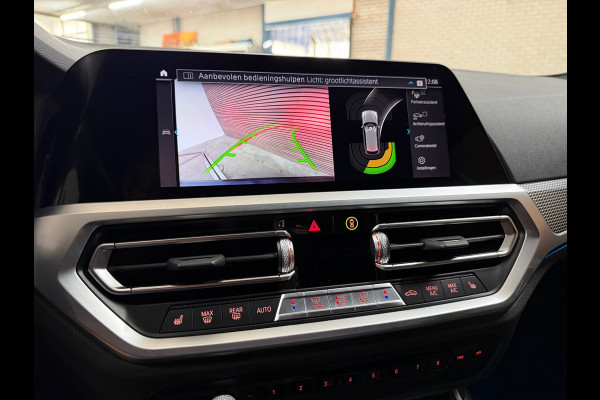 BMW 3 Serie Touring 330e High Executive M-Sport| Panorama | ACC | Trekhaak | 360° Camera | HiFi | Leder/Alcantara | Tansanite Blue