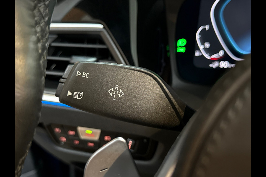 BMW 3 Serie Touring 330e High Executive M-Sport| Panorama | ACC | Trekhaak | 360° Camera | HiFi | Leder/Alcantara | Tansanite Blue