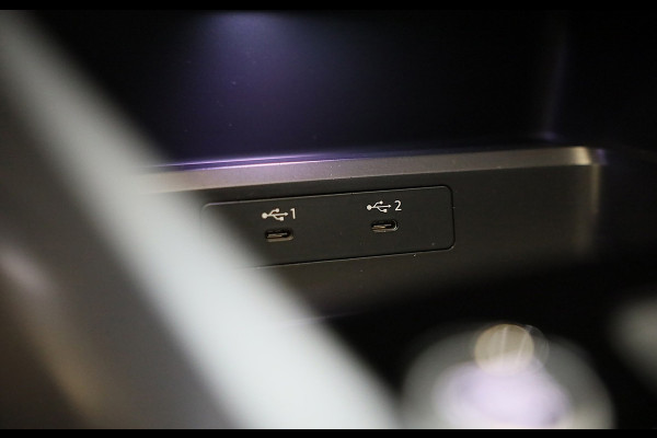 Audi A3 Sportback 45 TFSI e RS3 Look / 245 PK / RS Zetels / B & O / Leder / Lane Assist / Open Pano / Matrix / Virtual Cockpit