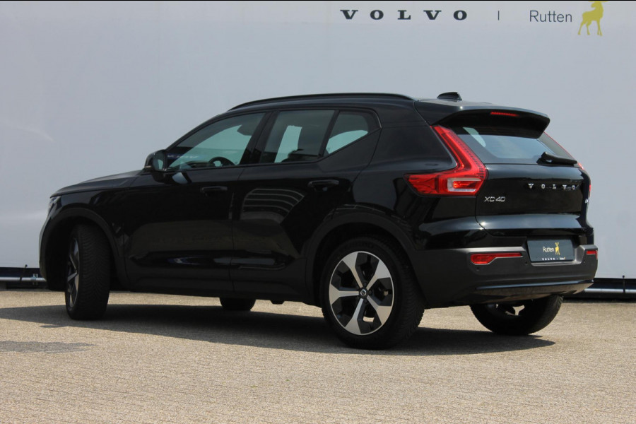 Volvo XC40 B4 211PK Automaat Plus Dark Semi elektrisch wegklapbare trekhaak / Google infotainment / Adaptieve Cruise Control / Verwarmbare voorruit