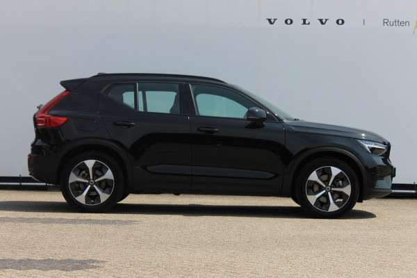 Volvo XC40 B4 211PK Automaat Plus Dark Semi elektrisch wegklapbare trekhaak / Google infotainment / Adaptieve Cruise Control / Verwarmbare voorruit